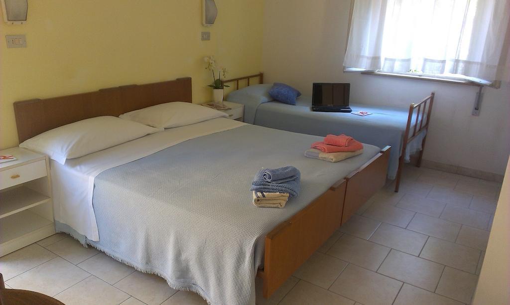 Albergo Maria Gabriella Rimini Zimmer foto