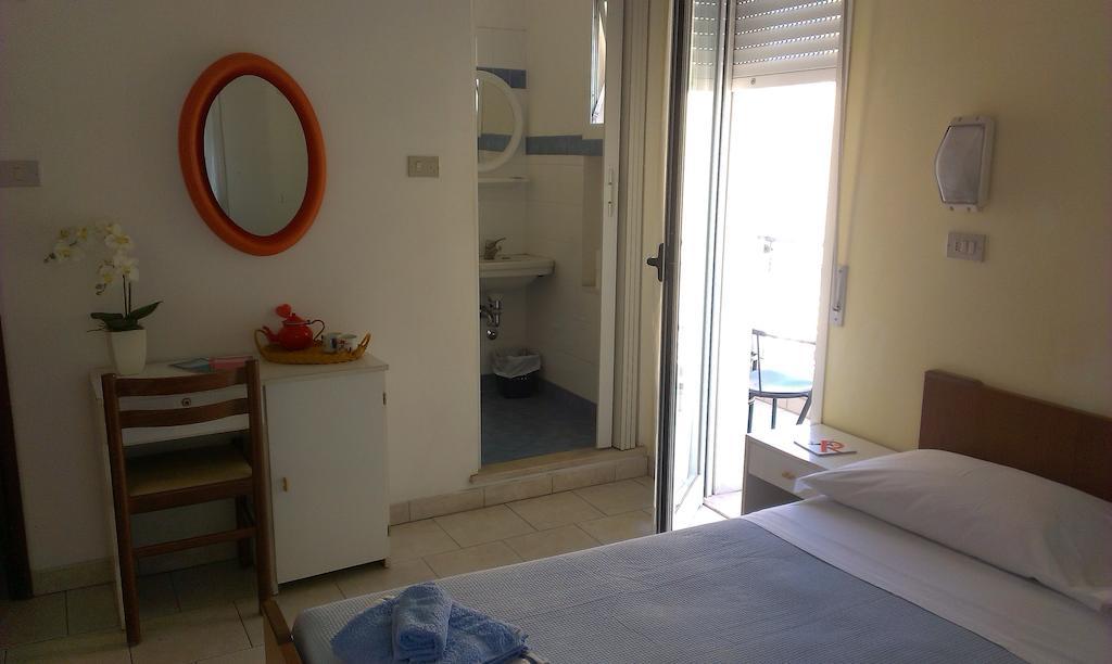 Albergo Maria Gabriella Rimini Zimmer foto